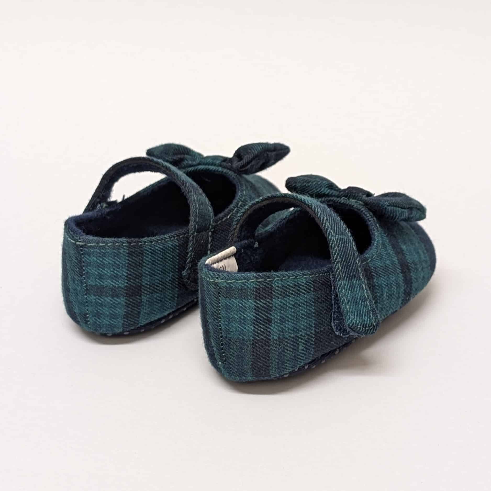 Black Watch Tartan Baby shoes with bow - Image 3